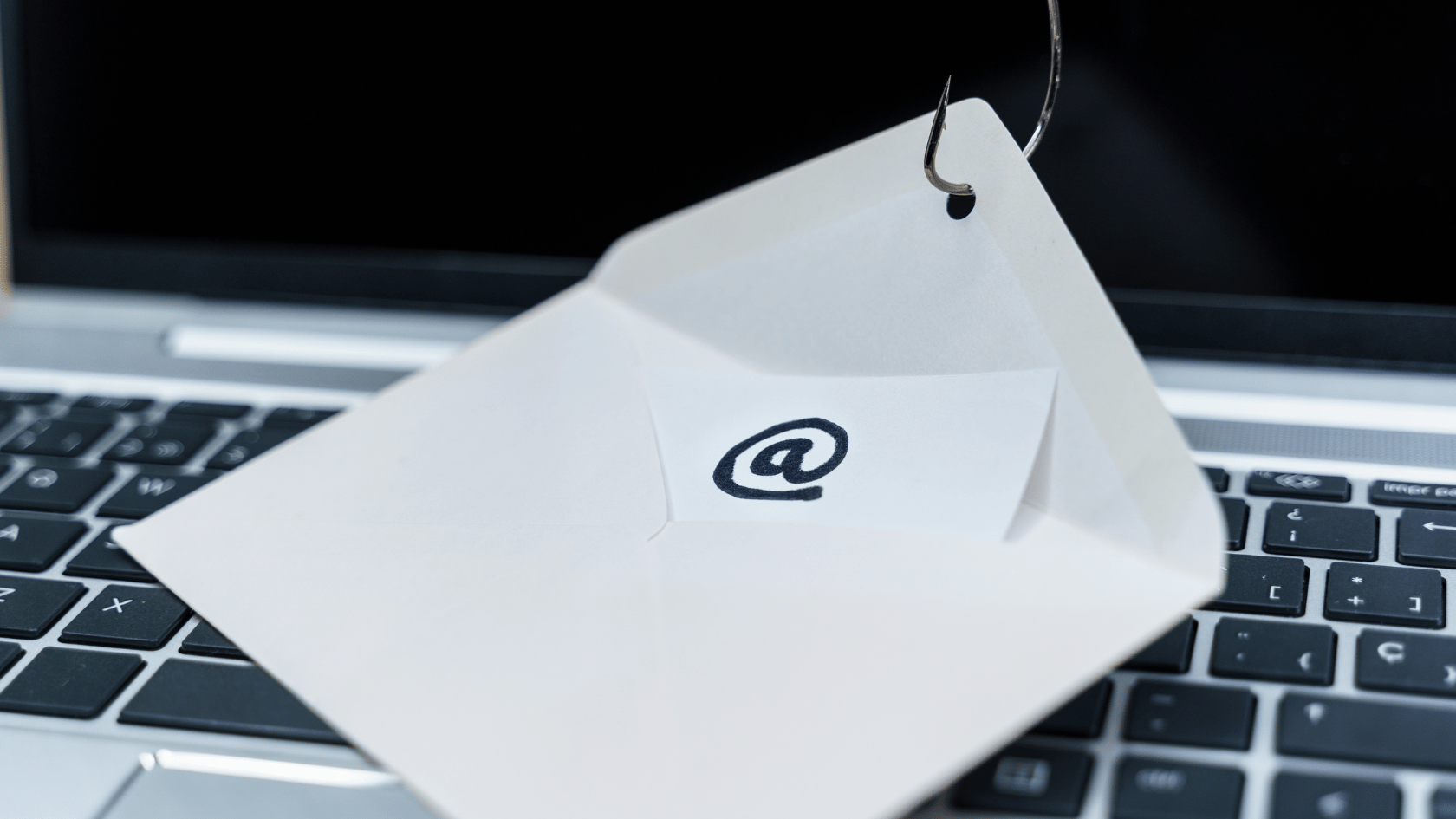 Phishing Scams Uncovered: Spot & Stop Cyber Threats